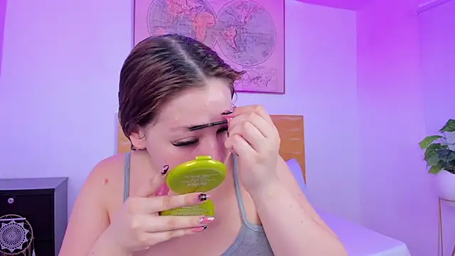 Snapshot of kitty_sweeety_ chatting on 02/21/26, 12:40 kitty sweeety online show from 02/21/26, 12:40