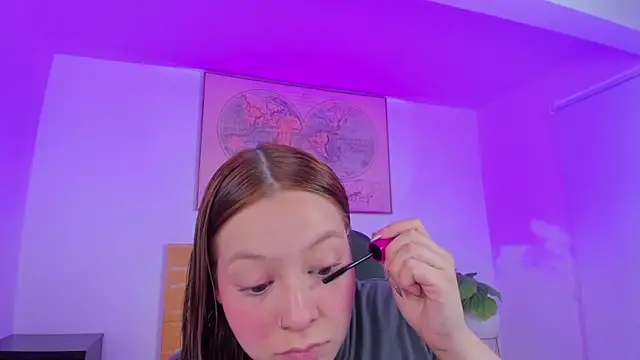 Snapshot of kitty_sweeety_ chatting on 03/31/26, 12:40 kitty sweeety online show from 03/31/26, 12:40