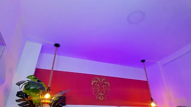 Snapshot of kitty_sweeety_ chatting on 04/15/26, 07:58 kitty sweeety online show from 04/15/26, 07:58