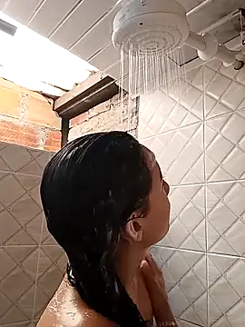 Arii collins1 online show from 12/05/25, 05:11