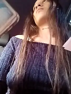 Arii collins1 online show from 10/24/25, 01:54