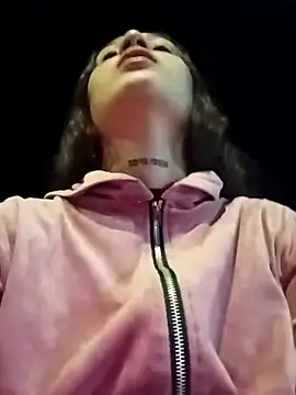 Arii collins1 online show from 10/08/25, 03:52