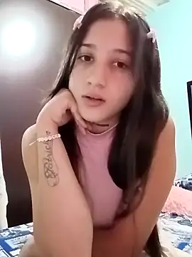 Arii collins1 online show from 10/27/25, 11:27