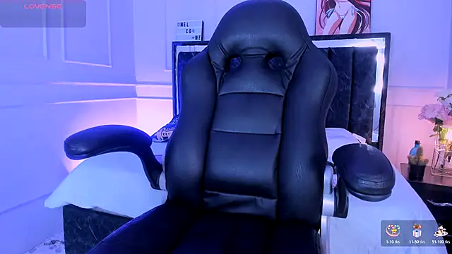 SwettRenata  online show from 11/23/25, 12:26