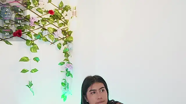saraBow online show from 10/06/25, 05:57