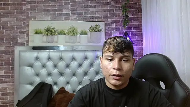 dondanys online show from 10/09/25, 07:47