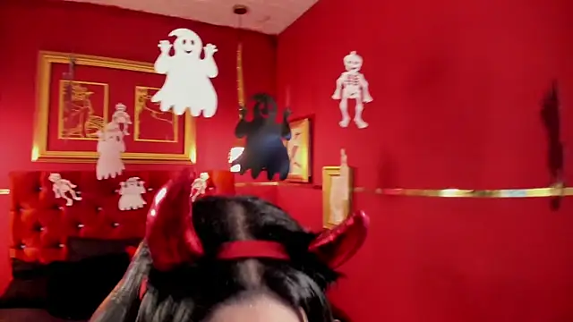 Anissa Ali online show from 10/25/25, 03:28