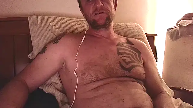 Snapshot of Yournaughty chatting on 07/02/26, 05:24 Yournaughty online show from 07/02/26, 05:24