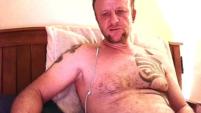 Snapshot of Yournaughty chatting on 06/14/26, 04:35 Yournaughty online show from 06/14/26, 04:35