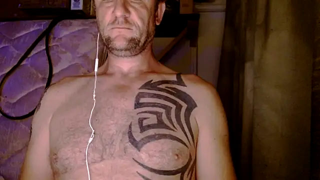 Snapshot of Yournaughty chatting on 06/27/26, 05:24 Yournaughty online show from 06/27/26, 05:24