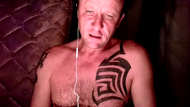 Snapshot of Yournaughty chatting on 07/14/26, 04:17 Yournaughty online show from 07/14/26, 04:17