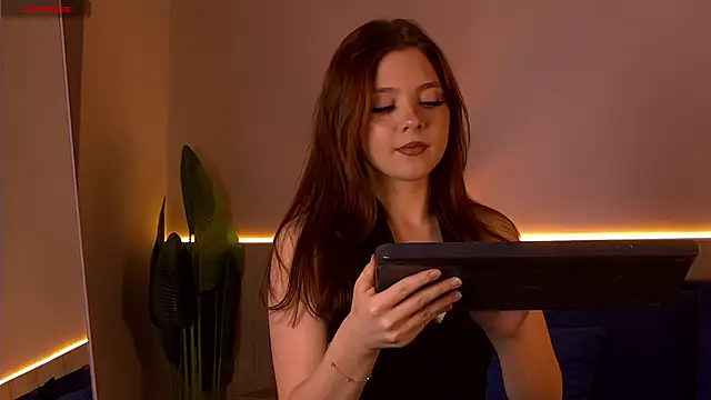 Nora  Ray online show from 10/02/25, 03:37