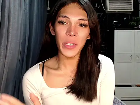 ladyhotcuming online show from 06/01/26, 06:40