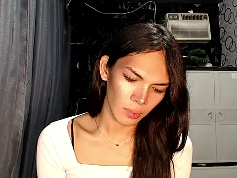 Snapshot of ladyhotcuming chatting on 07/08/26, 10:32 ladyhotcuming online show from 07/08/26, 10:32