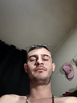 bigcockwhite777 online show from 11/26/25, 10:43