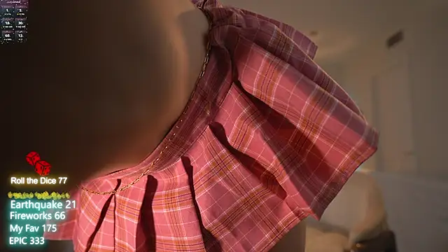 Snapshot of MsCindyLuv chatting on 01/05/26, 06:00 MsCindyLuv online show from 01/05/26, 06:00