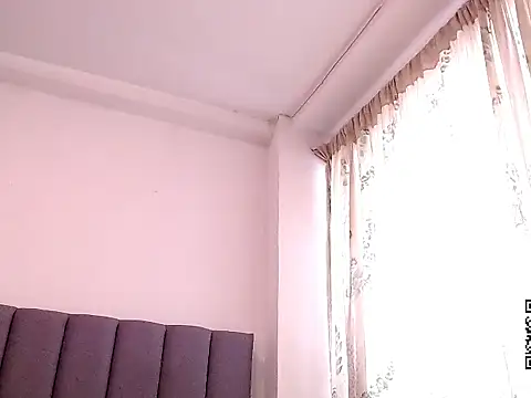 saara johnson496 online show from 01/15/26, 12:19