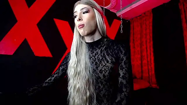 Snapshot of abrilbigcock chatting on 09/19/25, 02:26 abrilbigcock online show from 09/19/25, 02:26