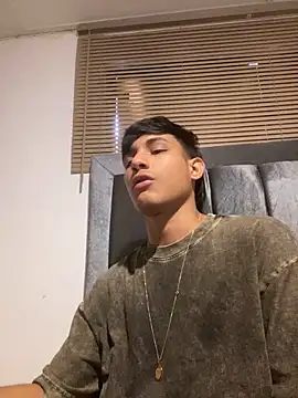 Snapshot of cody_fox10 chatting on 09/23/25, 06:59 cody fox10 online show from 09/23/25, 06:59