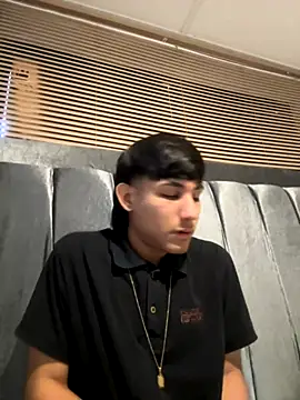 Snapshot of cody_fox10 chatting on 09/30/25, 03:40 cody fox10 online show from 09/30/25, 03:40