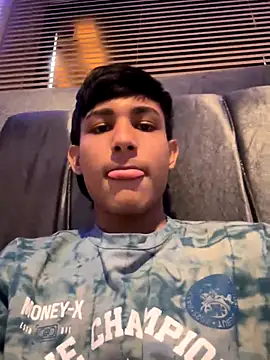 Snapshot of cody_fox10 chatting on 11/08/25, 08:12 cody fox10 online show from 11/08/25, 08:12