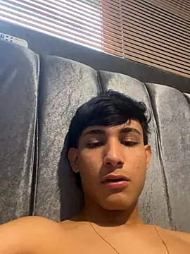 Snapshot of cody_fox10 chatting on 09/14/25, 04:07 cody fox10 online show from 09/14/25, 04:07