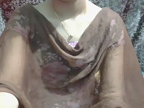 Snapshot of lovely_soniya chatting on 07/11/26, 06:03 lovely soniya online show from 07/11/26, 06:03