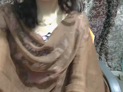 lovely soniya online show from 04/15/26, 06:08