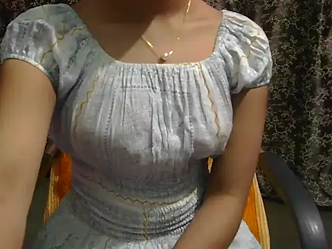 Snapshot of lovely_soniya chatting on 03/09/26, 04:49 lovely soniya online show from 03/09/26, 04:49