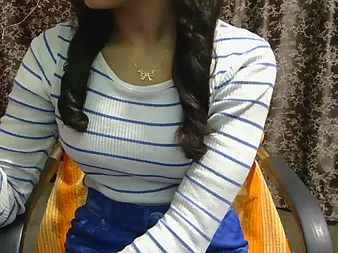 Snapshot of lovely_soniya chatting on 02/06/26, 06:31 lovely soniya online show from 02/06/26, 06:31