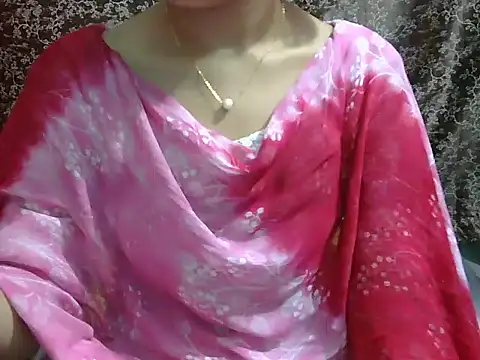 Snapshot of lovely_soniya chatting on 06/26/26, 07:47 lovely soniya online show from 06/26/26, 07:47