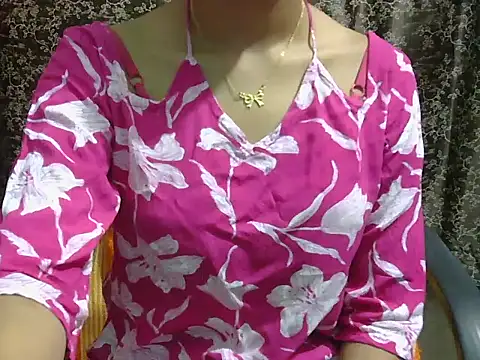 lovely soniya online show from 05/18/26, 05:02