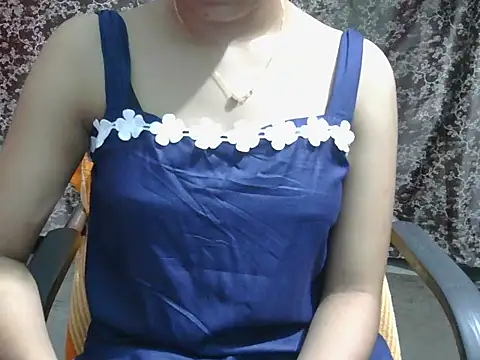 Snapshot of lovely_soniya chatting on 07/07/26, 09:13 lovely soniya online show from 07/07/26, 09:13