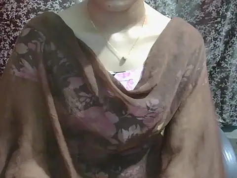 Snapshot of lovely_soniya chatting on 07/08/26, 06:25 lovely soniya online show from 07/08/26, 06:25