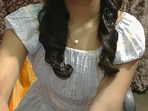 Snapshot of lovely_soniya chatting on 02/14/26, 06:13 lovely soniya online show from 02/14/26, 06:13