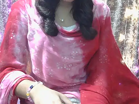 Snapshot of lovely_soniya chatting on 12/16/25, 05:33 lovely soniya online show from 12/16/25, 05:33