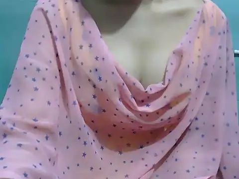 Snapshot of lovely_soniya chatting on 10/16/25, 07:27 lovely soniya online show from 10/16/25, 07:27