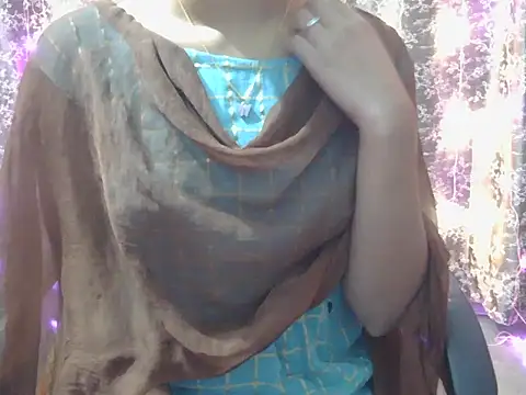 Snapshot of lovely_soniya chatting on 12/04/25, 05:17 lovely soniya online show from 12/04/25, 05:17