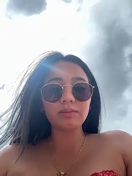 Michelle Zoe online show from 10/30/25, 06:05