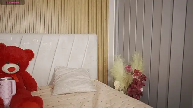 Michelle Zoe online show from 07/19/26, 02:20