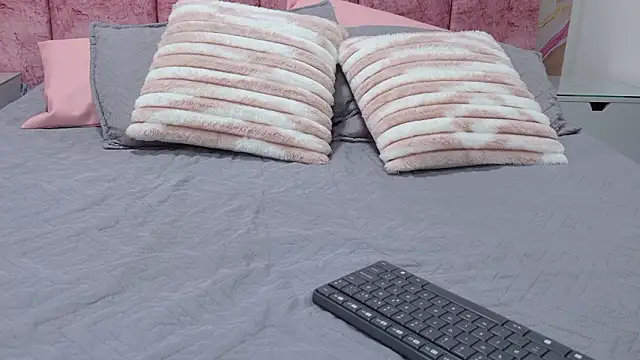 emmacurvy online show from 03/26/26, 03:05