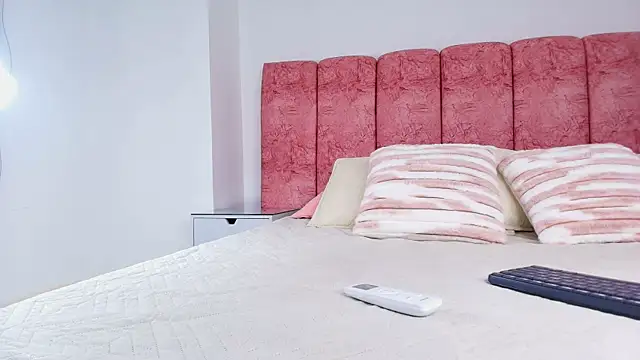 emmacurvy online show from 11/29/25, 03:06