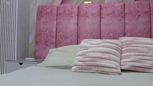 emmacurvy online show from 03/29/26, 03:19