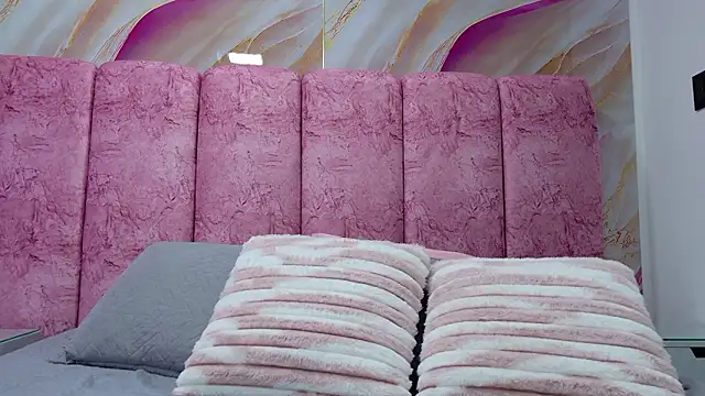 emmacurvy online show from 03/19/26, 03:06