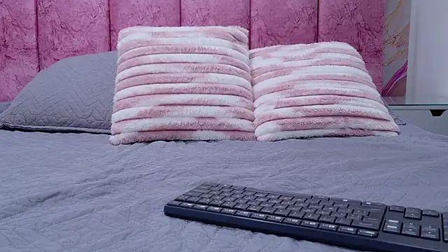 emmacurvy online show from 03/21/26, 03:08