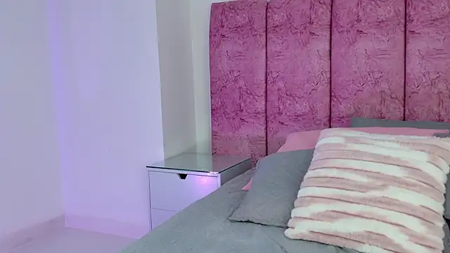 emmacurvy online show from 01/11/26, 03:13