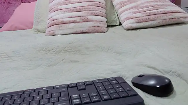 emmacurvy online show from 03/25/26, 03:06