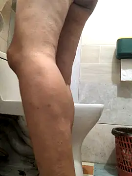 Loer558 online show from 10/31/25, 12:07