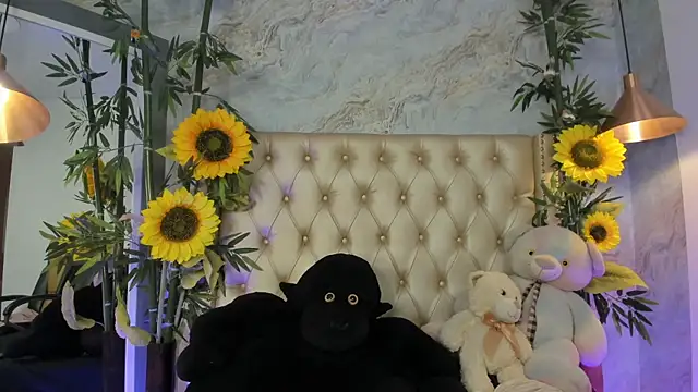 Snapshot of LittleeJaz chatting on 07/18/26, 02:31 LittleeJaz online show from 07/18/26, 02:31