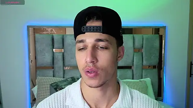 Snapshot of orionblaze69_ chatting on 10/19/25, 08:17 orionblaze69 online show from 10/19/25, 08:17